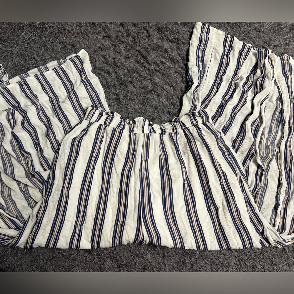 Simplee Apparel Striped Linded Pants with Large Slits on the Pantlegs! - Picture 4 of 16